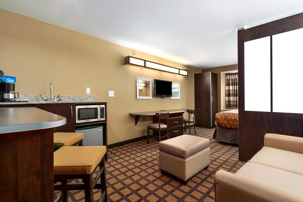 Microtel Inn & Suites By Wyndham Williston Habitación foto