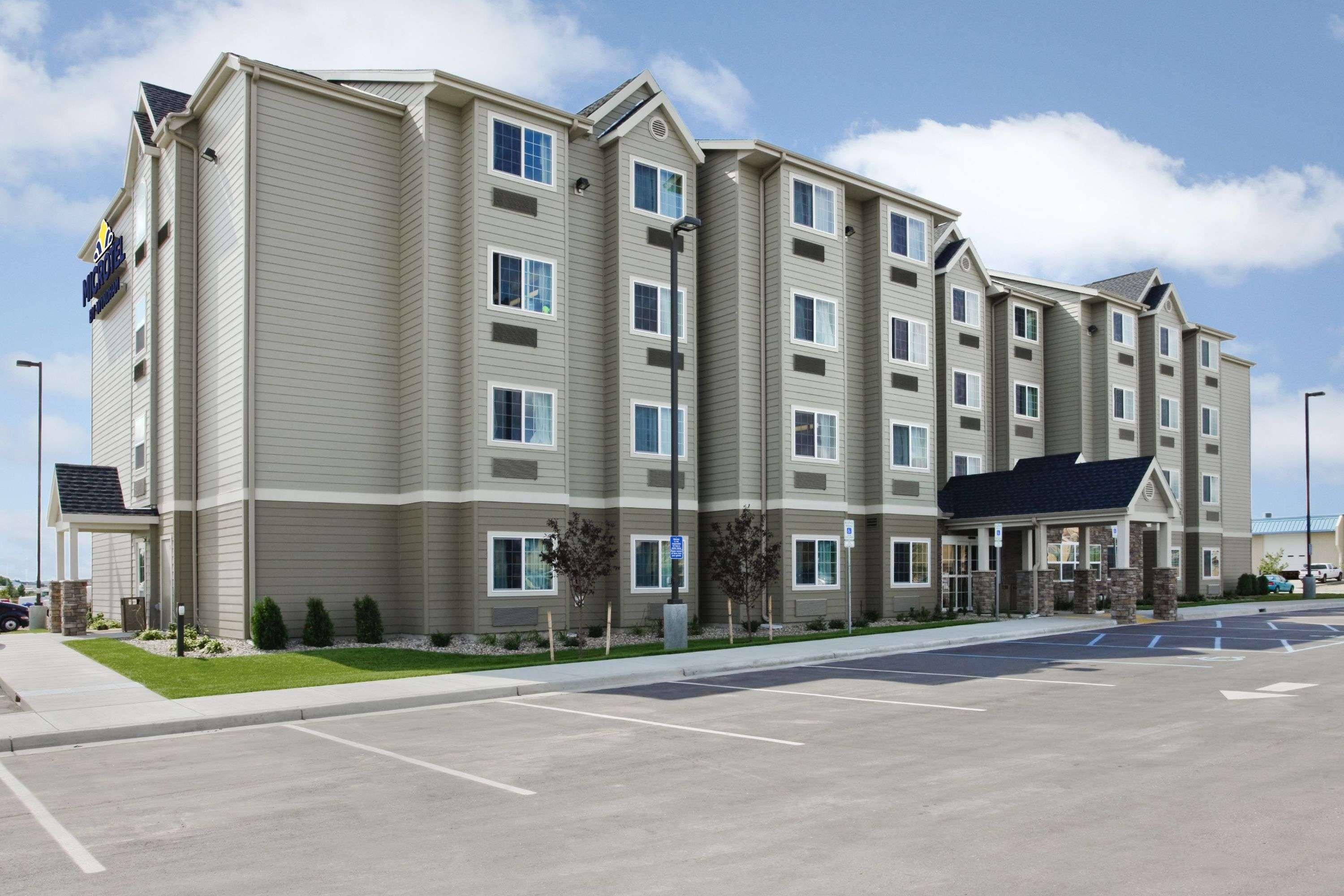 Microtel Inn & Suites By Wyndham Williston Exterior foto